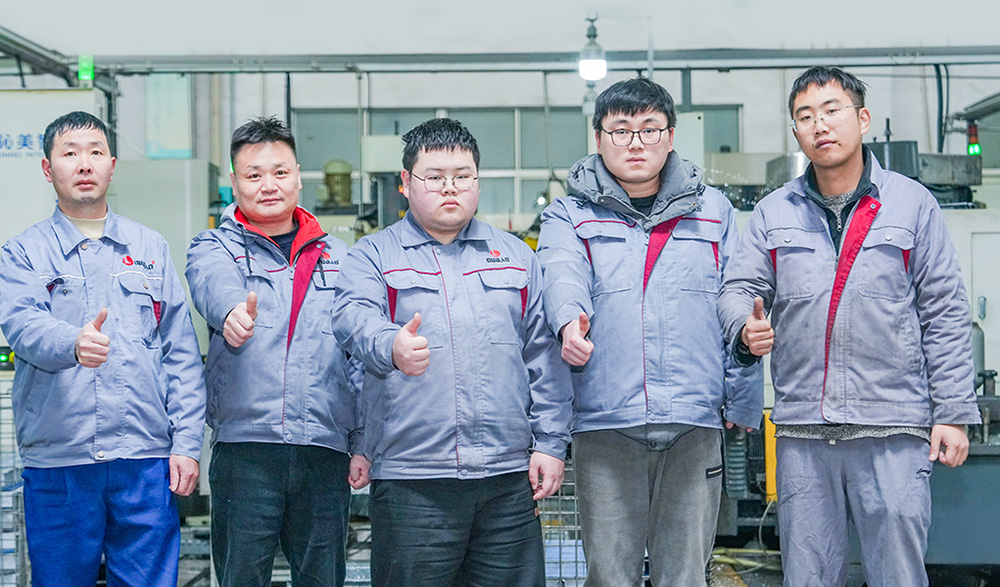 OUBAO manufacturing base with state-of-the-art production equipment